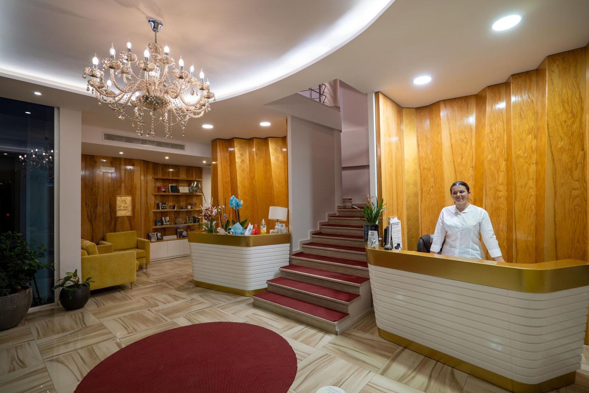 Hotel Sejko Sarande Exterior photo